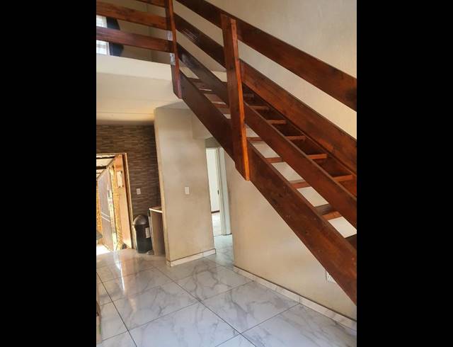 2 BEDROOM TOWNHOUSE FOR SALE IN HONEY PARK